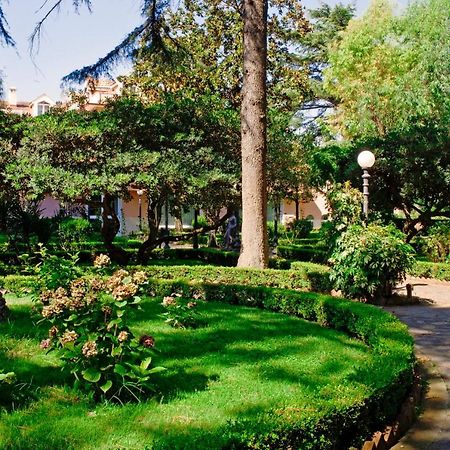 Resort Villa Antica Еболи Екстериор снимка