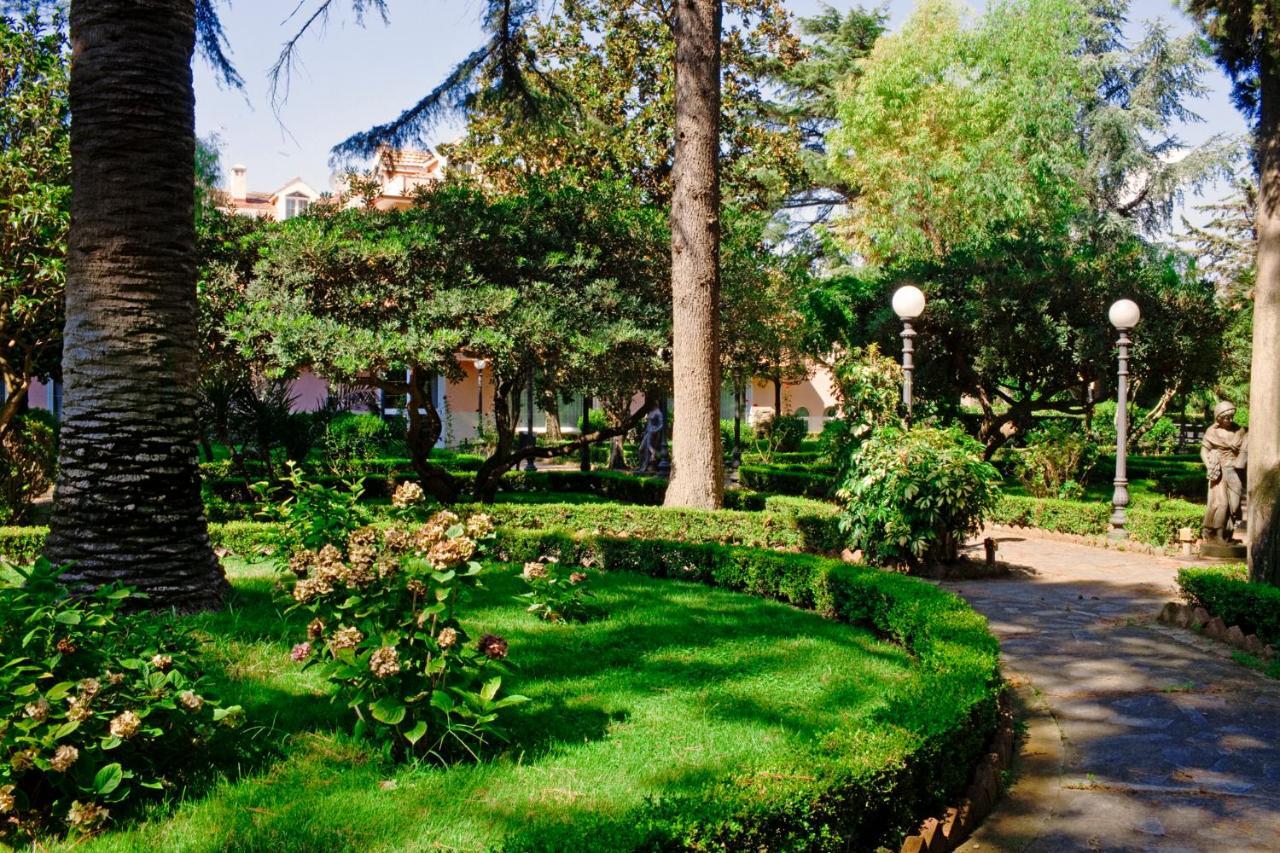 Resort Villa Antica Еболи Екстериор снимка